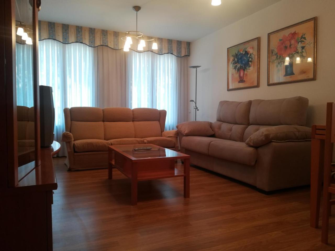Apartamento "Paseo Del Sauco" Ezcaray Extérieur photo